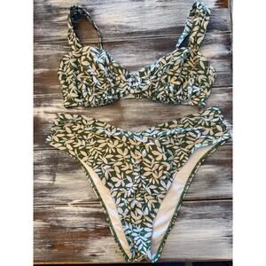Abercrombie & Fitch Green Floral 2 Piece Bikini Top Sz M Bottoms Size XL